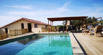 Spacieux gĂźte en pleine campagne: vacances entre amis ou en famille