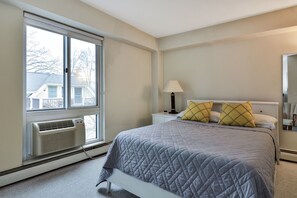 1 bedroom, desk, iron/ironing board, free WiFi