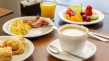 Sudah termasuk sarapan prasmanan setiap hari