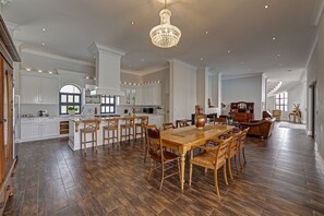 Free daily buffet breakfast - Lagoon Suites Boutique Hotel (Walvis Bay)