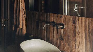 Free toiletries, hair dryer, bathrobes, slippers