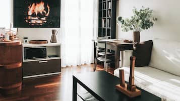 TV
