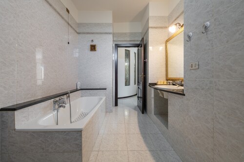 Holiday Home "Residenza Gabry" with Sea View, Garden, Terrace and Wi-Fi