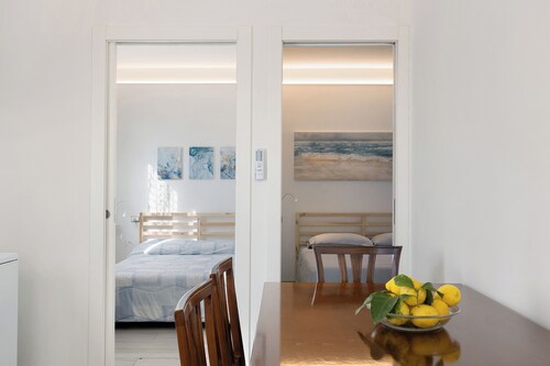 Apartment "Baita Marina - Libeccio 30 m Mare" with Garden & Wi-Fi