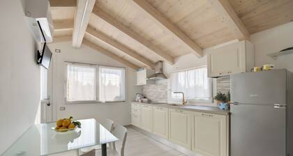 Apartment "Baita Marina - Tramontana 30m mare" with Garden & Wi-Fi