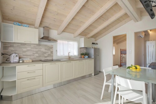 Apartment "Baita Marina - Tramontana 30m mare" with Garden & Wi-Fi