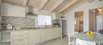 Apartment "Baita Marina - Tramontana 30m mare" with Garden & Wi-Fi