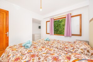 1 bedroom, free WiFi, bed sheets