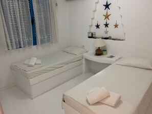 3 bedrooms, iron/ironing board, free WiFi, bed sheets - Villa "Blue Sea" with Sea View, Terrace & Wi-Fi (Makry gialos ierapetra)