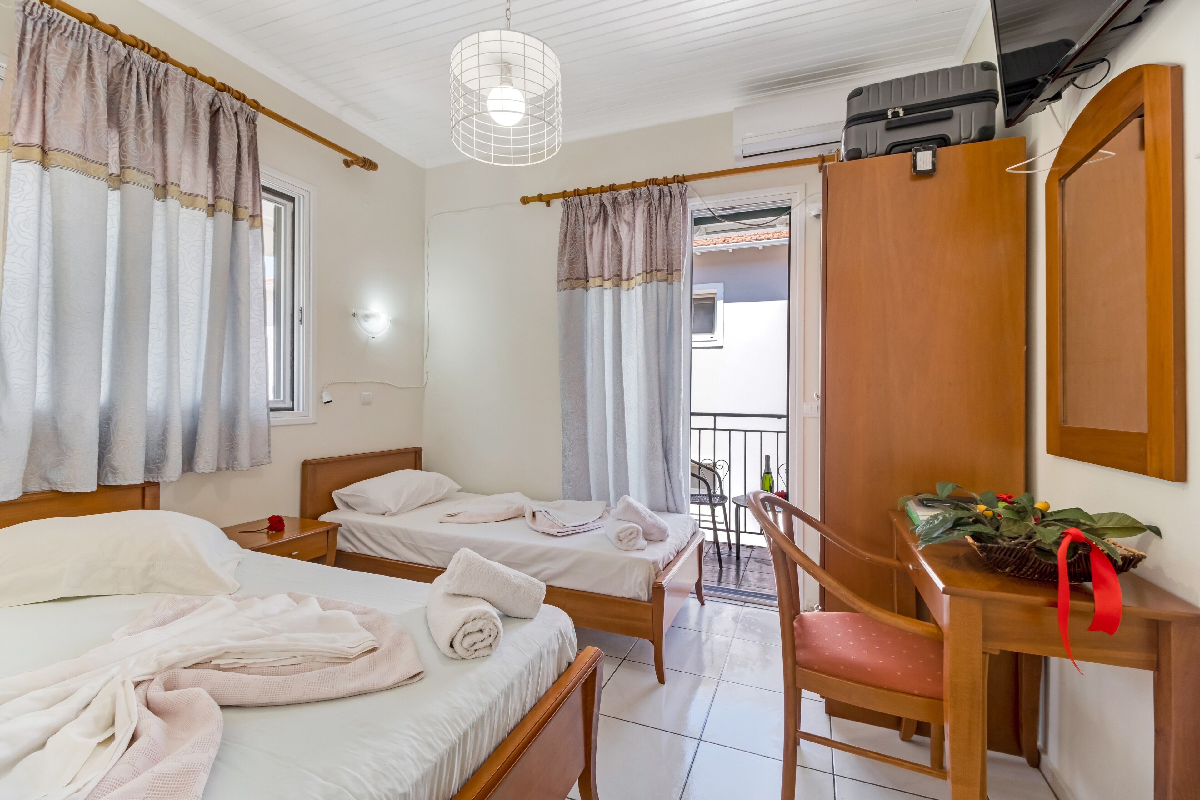 1 chambre, Wi-Fi gratuit, draps fournis