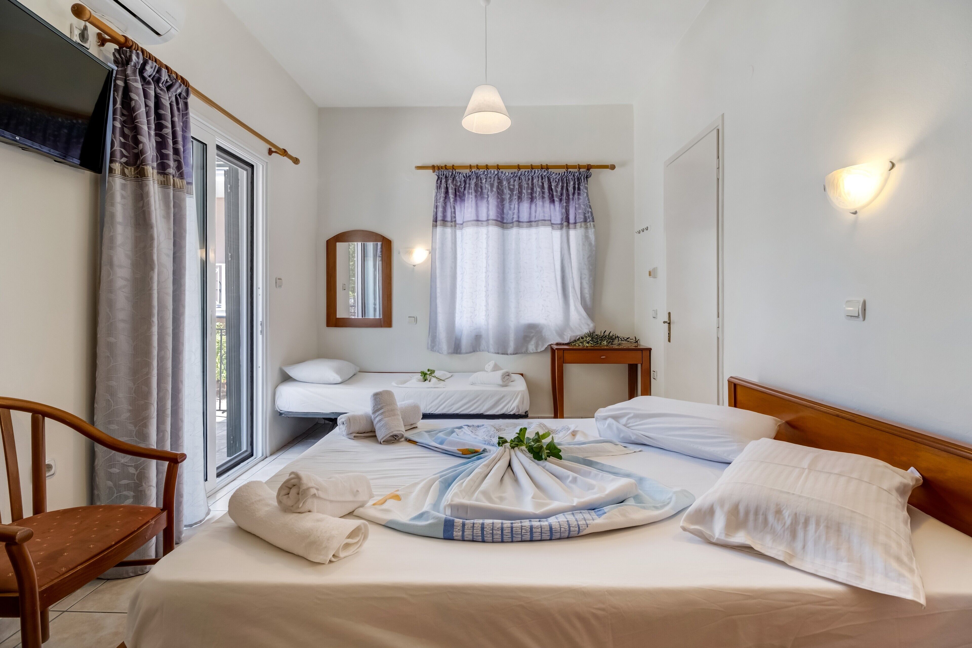 1 camera, Wi-Fi gratuito, lenzuola