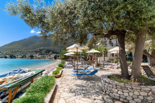 Studio Apartment "Nikiana Club - Studio 1" with Mountain View & Wi-Fi