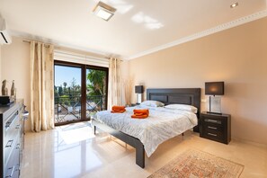 3 bedrooms, free WiFi, bed sheets