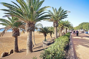 Tæt på stranden