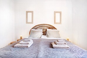 2 habitaciones, tabla de planchar con plancha y wifi gratis 