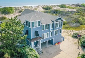 Exterior - C0601 Memory Maker. Oceanfront, Private Pool, Swim Up Pool Bar! (Corolla)