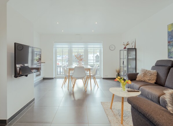 Maison, 2 chambres, vue mer | Coin séjour