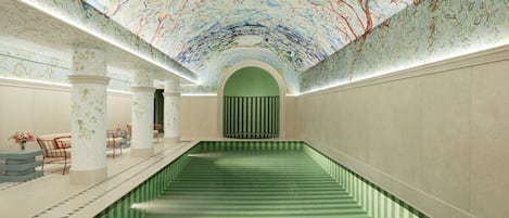 Piscine couverte