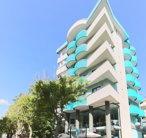 Fachada da propriedade