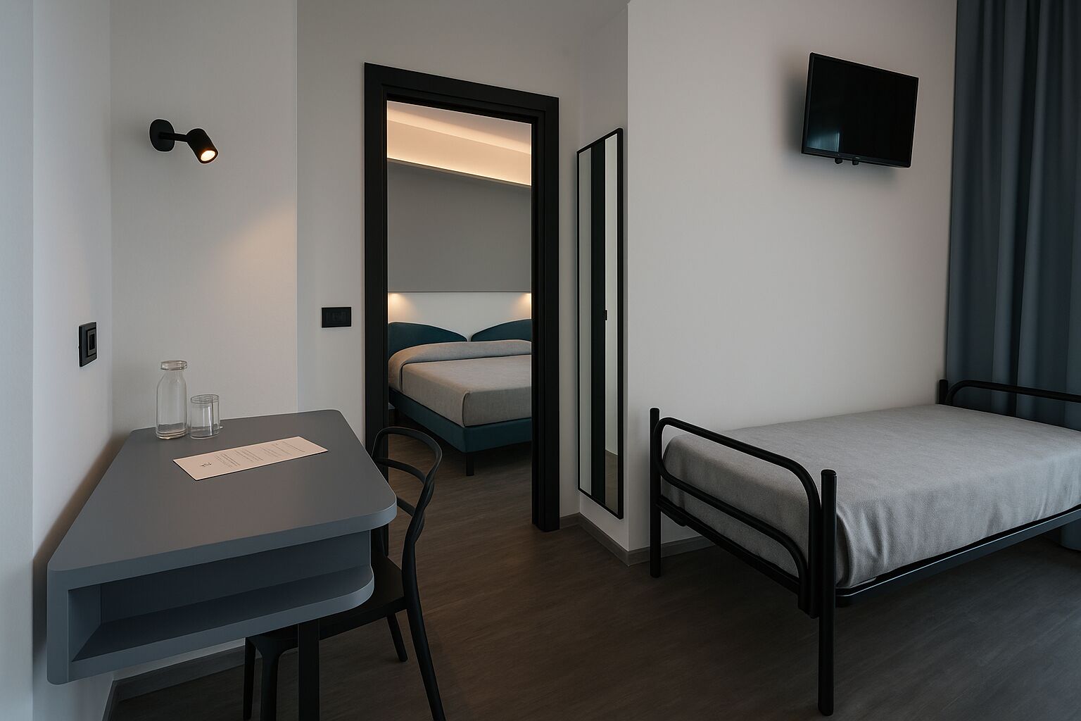 Habitación cuádruple superior | Caja fuerte, mobiliario individual, escritorio