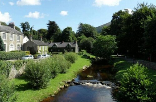 Bluebell Cottage, beautiful countryside, close to Newry 
