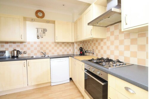 Beautiful Apartment + Parking - Central Oxford