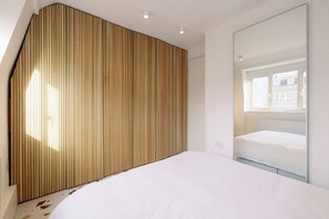 2 chambres, fer et planche à repasser, Wi-Fi gratuit, draps fournis