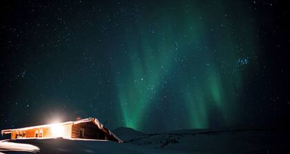 Hidden Cabin with outdoor hot tub