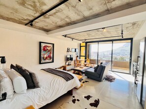 1 soverom, strykejern/-brett, wi-fi og sengetøy