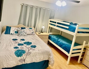 2 bedrooms, iron/ironing board, WiFi, bed sheets