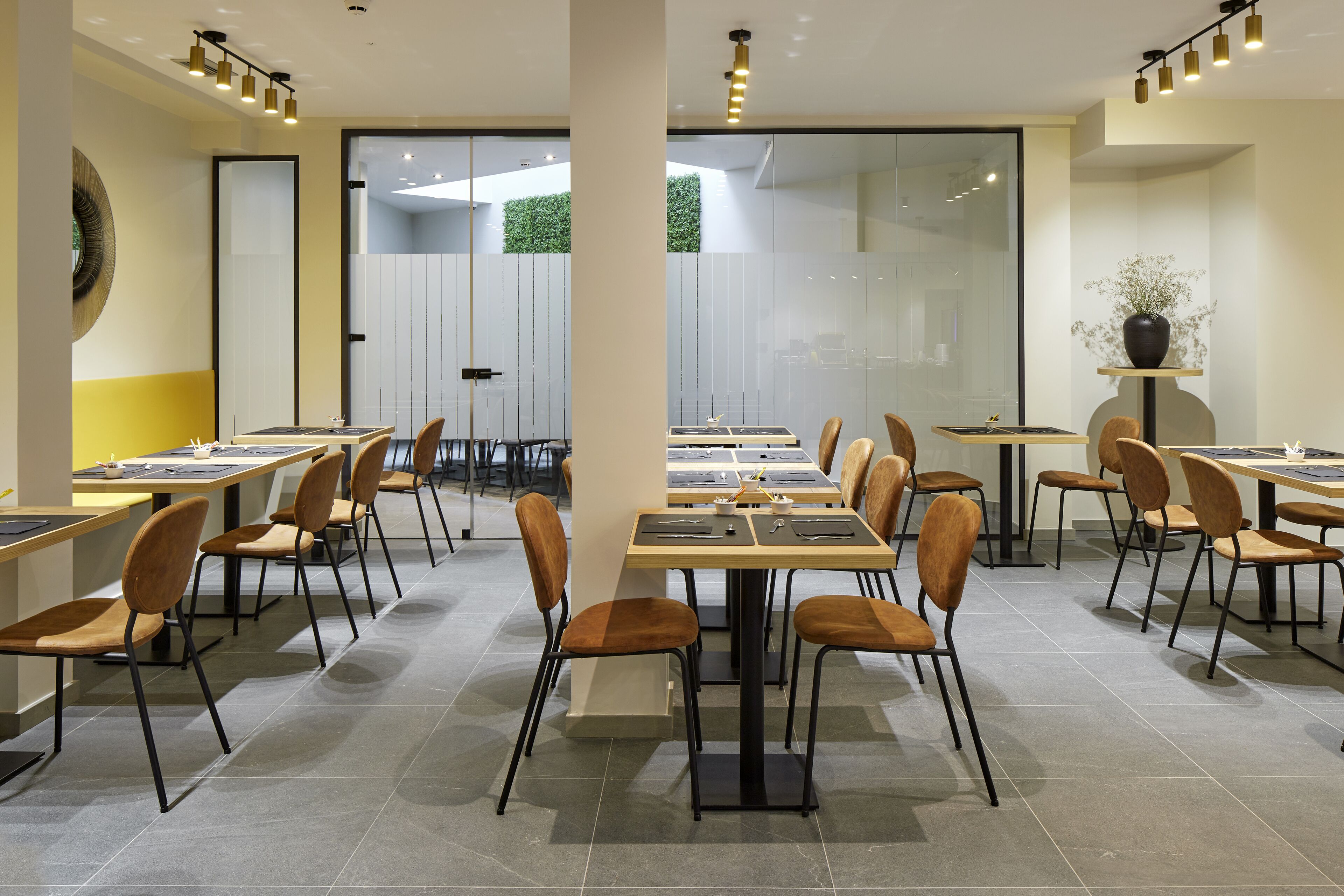 Dagelijks ontbijtbuffet (EUR 16 per persoon)