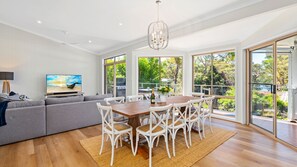 Dining - Bonito at Bagnalls (Corlette)