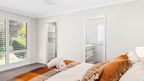5 Schlafzimmer, Bügeleisen/Bügelbrett, kostenloses WLAN, Bettwäsche