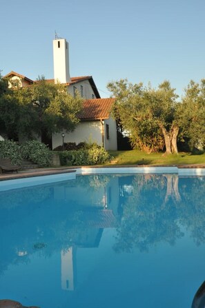 Pool - BELOVED MEADOW VILLA (Lazio)