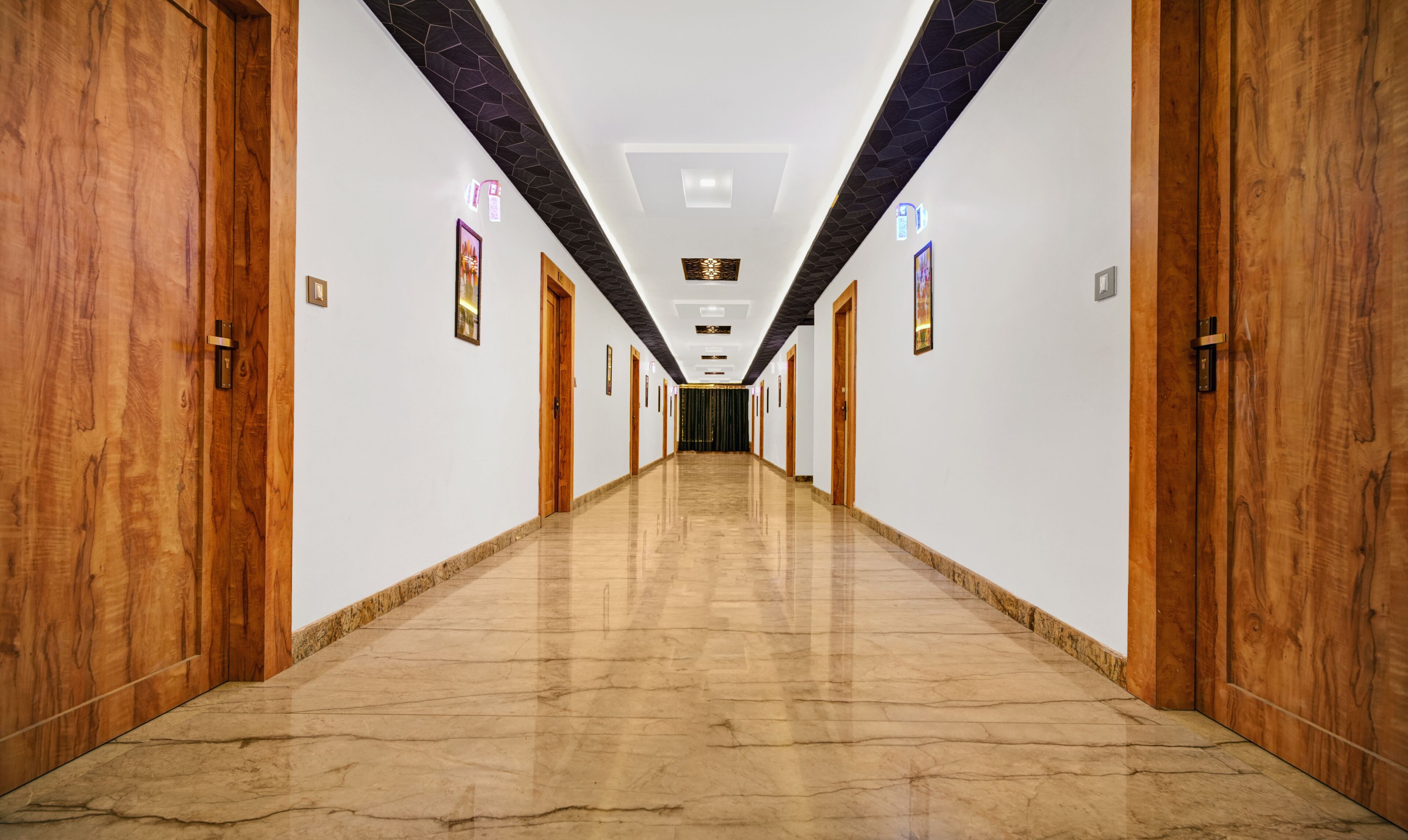 Foto - Itsy By Treebo - Eagle Inn