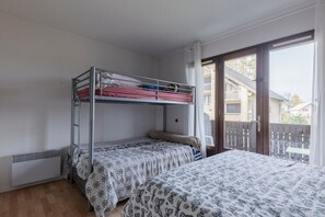 1 habitación, tabla de planchar con plancha y wifi gratis 