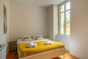 2 bedrooms, free WiFi, bed sheets - Le Patio - Bel Appartement de caractère hypercentre de Vannes ! (Vannes)