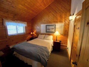 4 habitaciones, cuna de viaje, wifi gratis y ropa de cama