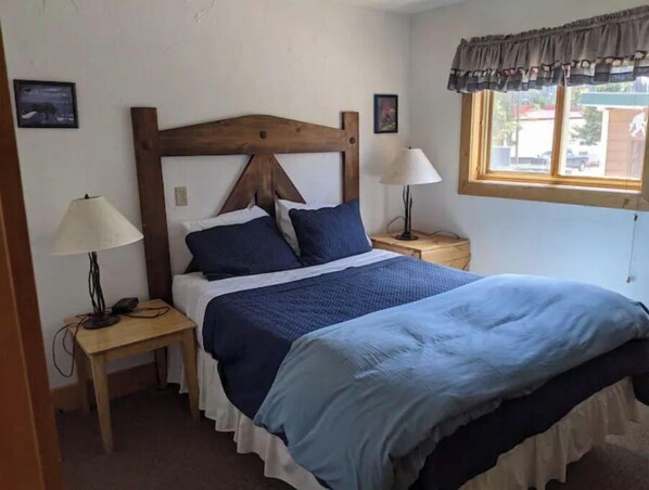 4 chambres, lit parapluie, Wi-Fi gratuit, draps fournis