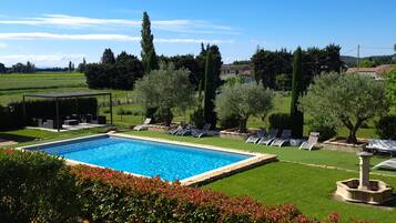 Piscine extérieure