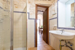 House | Bathroom | Towels