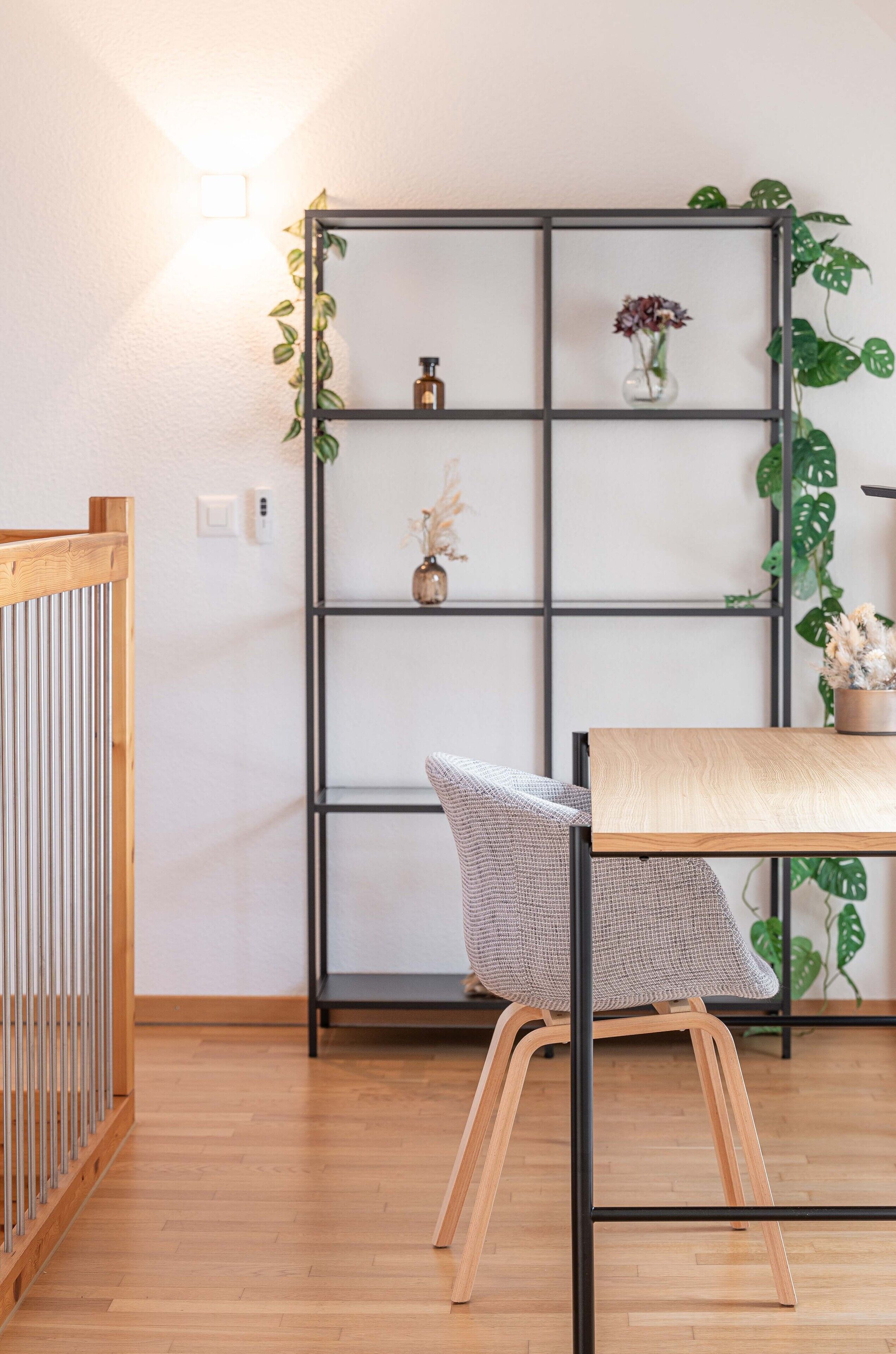 Comfort-paritalo | Oleskelualue | 100–senttinen äly-TV, jossa kaapelikanavat