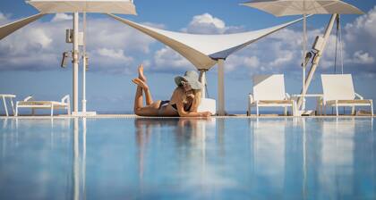 Akrogiali Beach Hotel Apartments