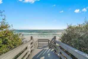 On the beach - Seagrove Sunset 1107-Gulf Front View-Sleeps 6 (Santa Rosa Beach)