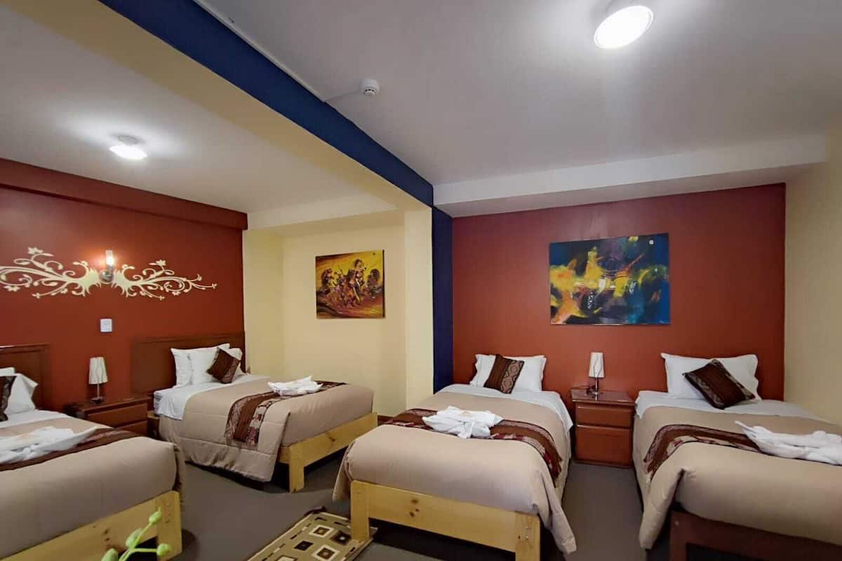 Chambre Quadruple Standard | Coffres-forts dans les chambres, Wi-Fi gratuit, draps fournis