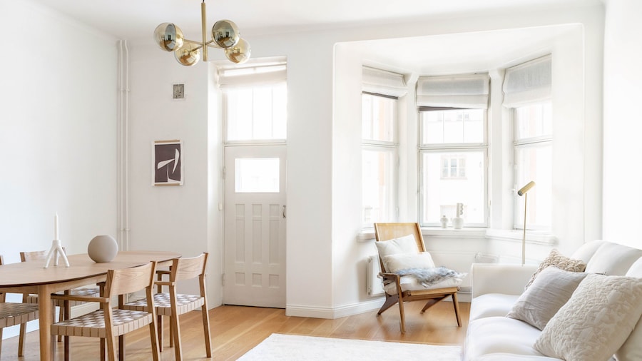 1br apartment with balcony and sea view