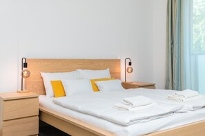 Studio – standard | Individuelt dekorert, individuelt innredet og blendingsgardiner