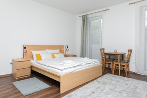 Studio Apartment - WestSide Apartments by FirstHost (Budapest)