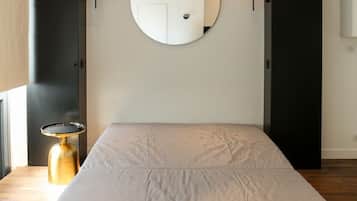 1 chambre, fer et planche Ă  repasser, Wi-Fi, draps fournis