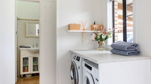 Interior - Tranquil Retreat - An idyllic holiday home just moments from the beach (Ulladulla)